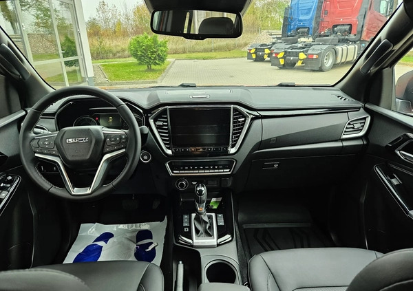 Isuzu D-Max cena 184500 przebieg: 7, rok produkcji 2023 z Bodzentyn małe 46